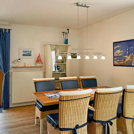 Freesenbruch Doppelhaushälfte 9a - Leuchtturm Ferienhaus *
