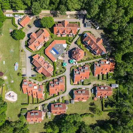 Ferienhaus Freesenbruch Doppelhaushälfte 9a - Leuchtturm Ostseeheilbad Zingst