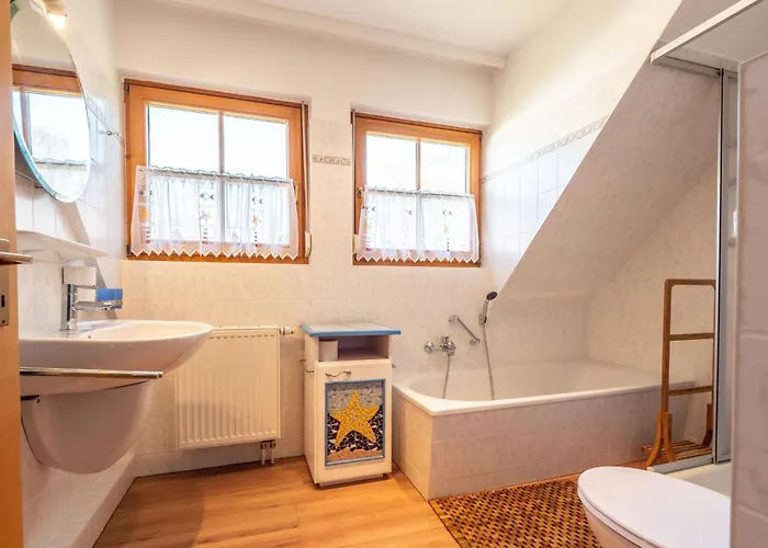 Freesenbruch Doppelhaushaelfte 9a - Leuchtturm Vakantiehuis *