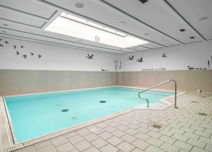 Vakantiehuis Freesenbruch Doppelhaushaelfte 9a - Leuchtturm Zingst